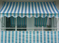 Store Balcon Design bleu-blanc Store Balcon Design bleu-blanc